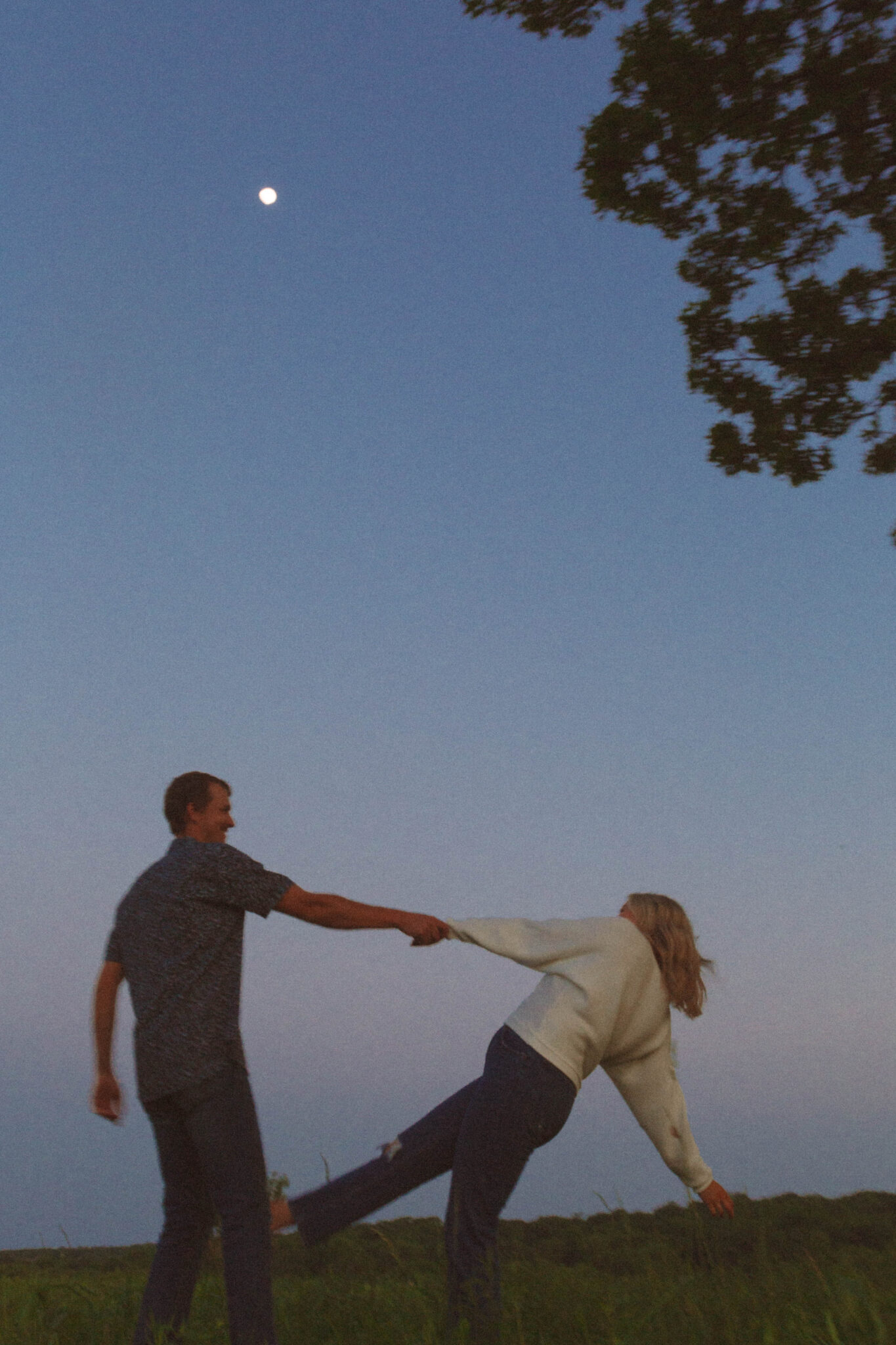 Capturing Love in Bloom An Engagement Shoot at Runge Prairie, MO